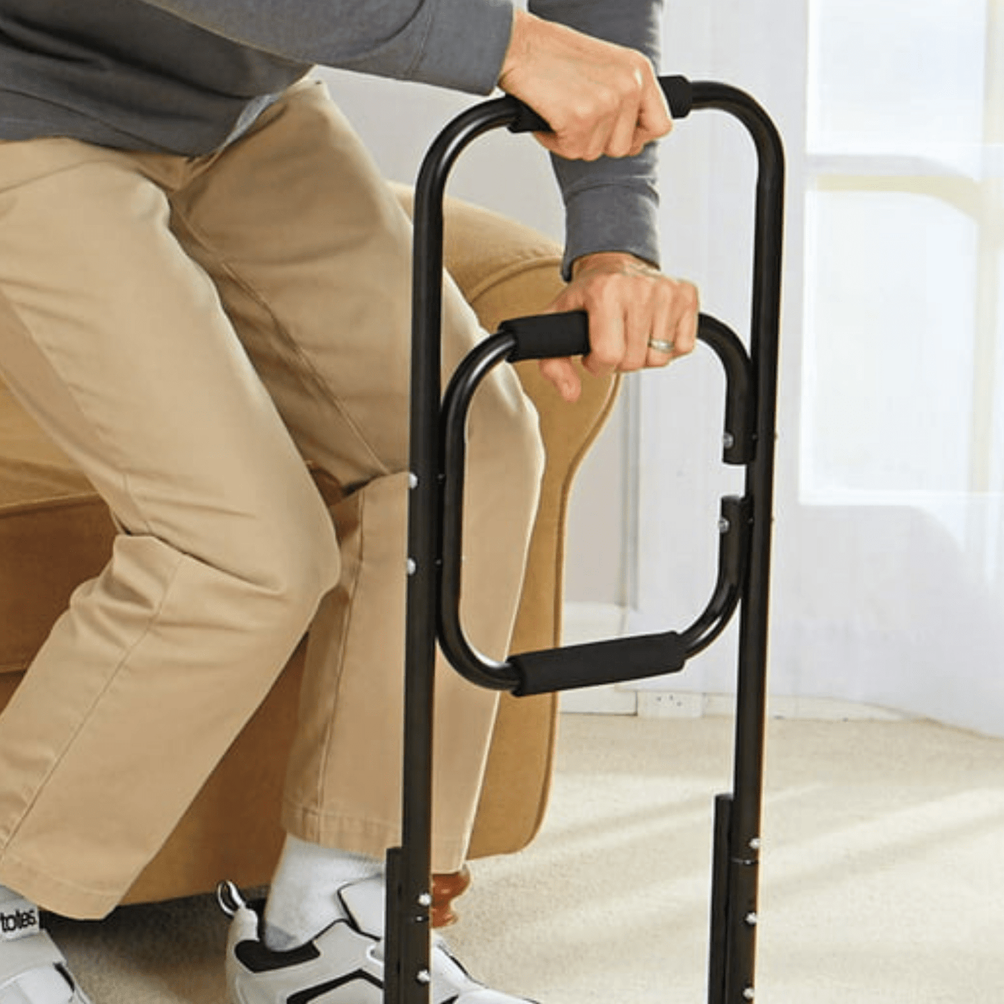 Heavy Duty Freestanding Senior Handicapped Metal Bed Guard Rail - Merchandise Plug